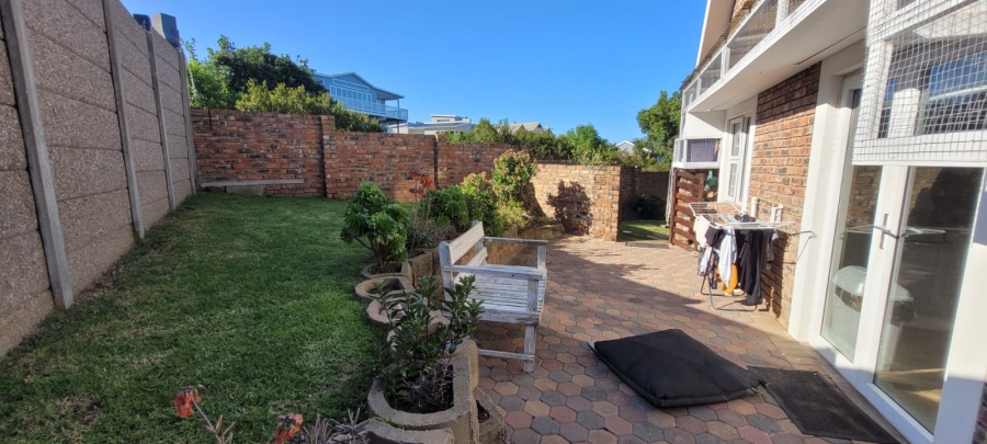 To Let 4 Bedroom Property for Rent in Tergniet Western Cape